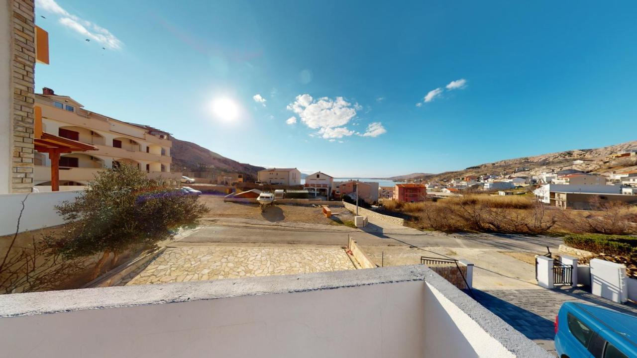 Apartments Riva Metajna Exterior foto