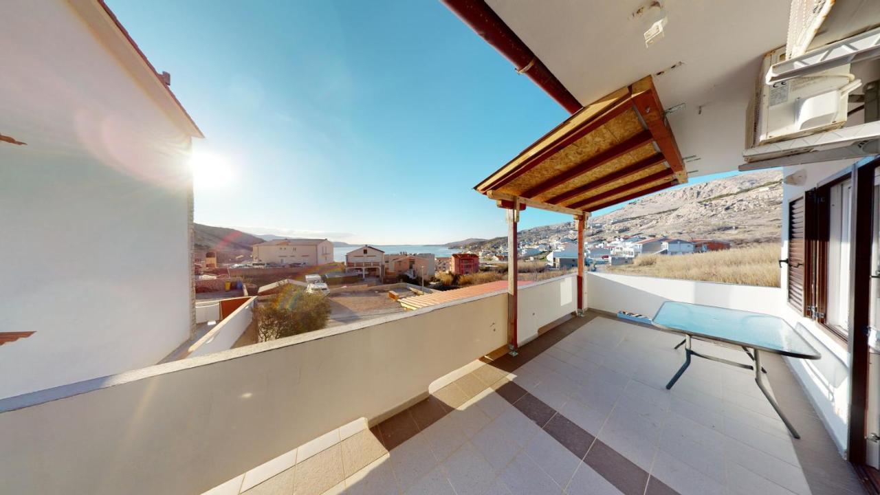 Apartments Riva Metajna Exterior foto